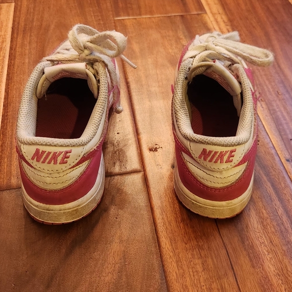 Nike Dunk Low - Picture 4 of 7